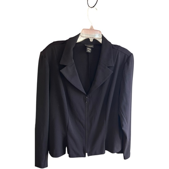 Lane Bryant Jackets & Blazers - Lane Bryant black full zipper stretch A-line blazer Size 22/24